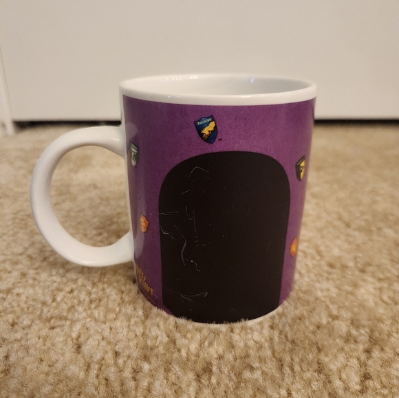 Harry Potter & Sorcerers Stone Mug Hogwarts 2001 Warner Bros Enesco 11 oz - Picture 3 of 6